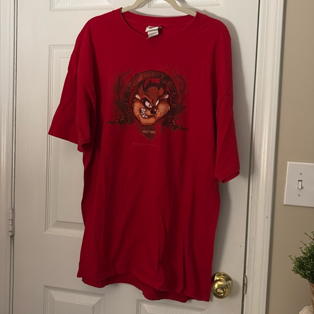 Harley-Davidson T-Shirt Red Mens 2XL Looney Tunes Shirt Yorktown VA 2009